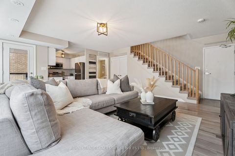 Photo 3 at 115 Appletree Lane, Shore, Barrie
