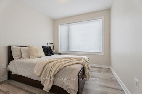 Photo 11 at 115 Appletree Lane, Shore, Barrie
