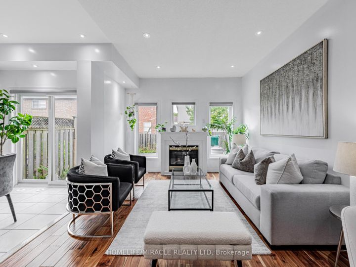 Photo 11 at 172 Gristone Crescent, Rouge E11, Toronto