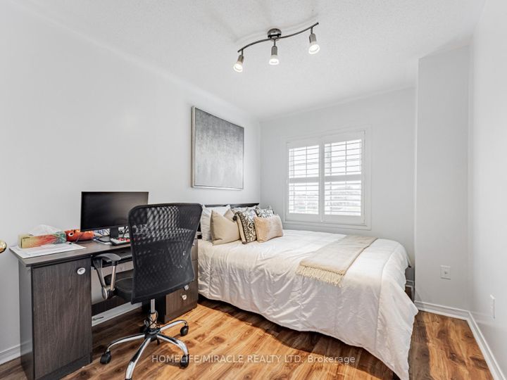 Photo 16 at 172 Gristone Crescent, Rouge E11, Toronto