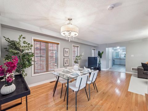 Photo 14 at 20 Crestbank Court, Rural Vaughan, Vaughan