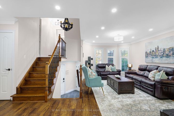 Photo 9 at 3 Sweet Briar Lane, Snelgrove, Brampton