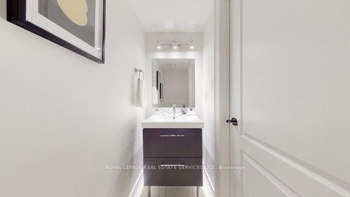 Photo 15 at 4 - 5050 Intrepid Drive, Churchill Meadows, Mississauga