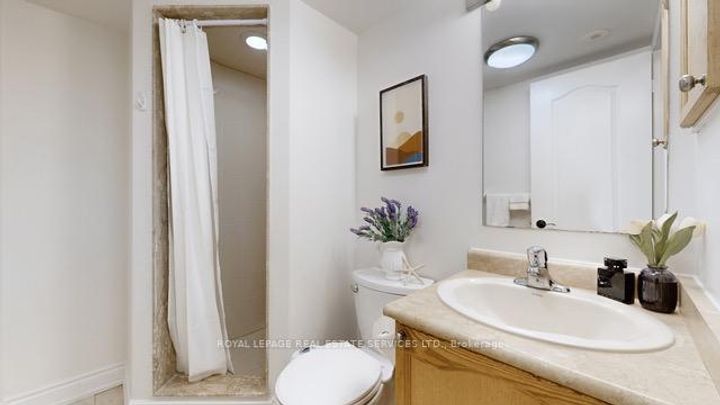 Photo 27 at 4 - 5050 Intrepid Drive, Churchill Meadows, Mississauga