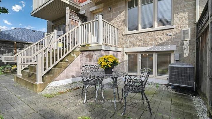 Photo 30 at 4 - 5050 Intrepid Drive, Churchill Meadows, Mississauga