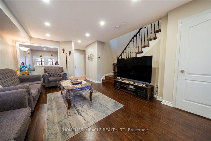 Photo 13 at 326 Albright Road, Fletcher's Creek Village, Brampton