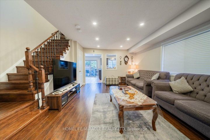 Photo 15 at 326 Albright Road, Fletcher's Creek Village, Brampton