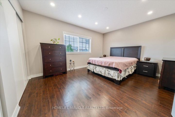 Photo 23 at 326 Albright Road, Fletcher's Creek Village, Brampton