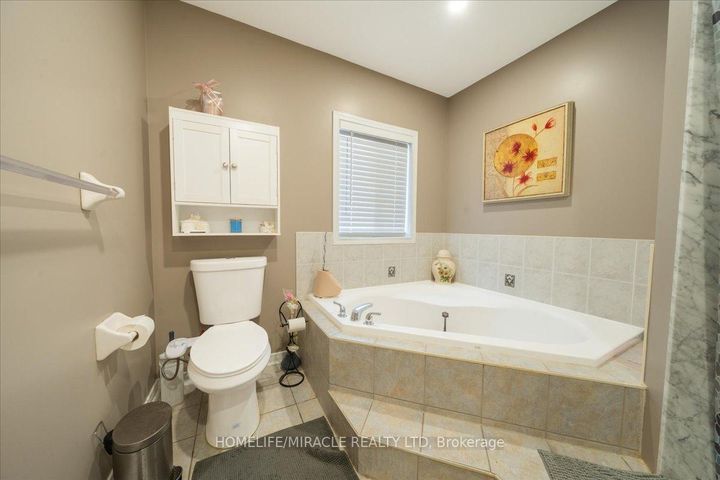 Photo 26 at 326 Albright Road, Fletcher's Creek Village, Brampton