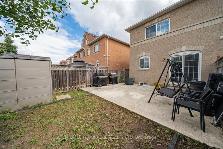 Photo 44 at 326 Albright Road, Fletcher's Creek Village, Brampton