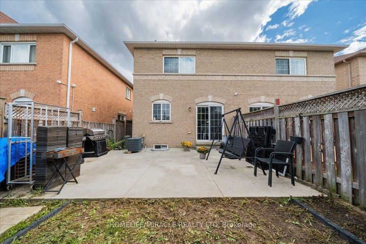 Photo 45 at 326 Albright Road, Fletcher's Creek Village, Brampton