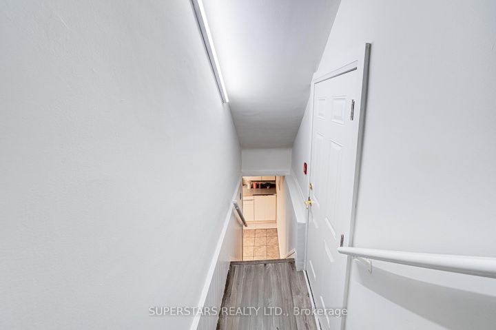 Photo 17 at 179 Oakwood Avenue, Oakwood Village, Toronto