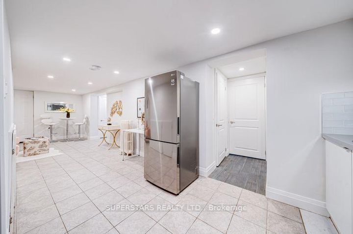 Photo 20 at 179 Oakwood Avenue, Oakwood Village, Toronto