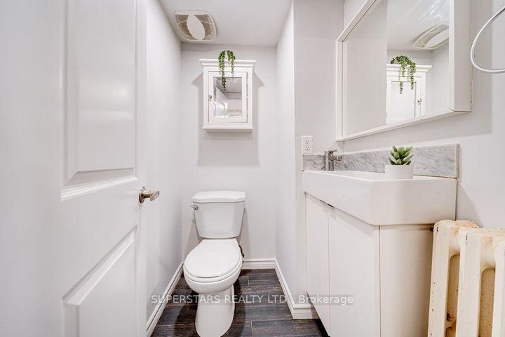 Photo 23 at 179 Oakwood Avenue, Oakwood Village, Toronto
