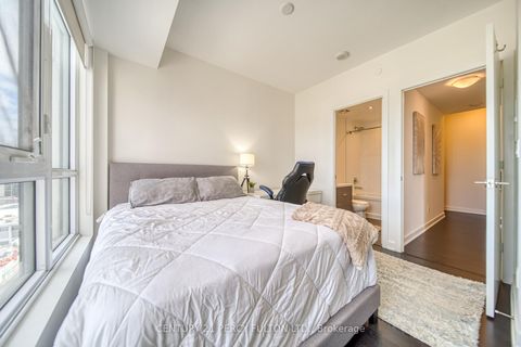 Photo 14 at 1211 - 501 St. Clair Avenue W, Casa Loma, Toronto