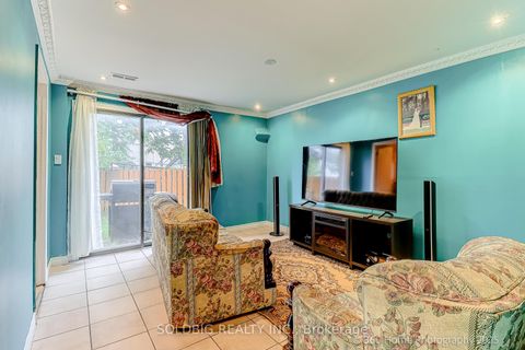Photo 6 at 610 Vaughan Road, Oakwood Village, Toronto