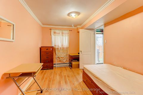 Photo 7 at 610 Vaughan Road, Oakwood Village, Toronto