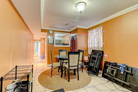Photo 11 at 610 Vaughan Road, Oakwood Village, Toronto