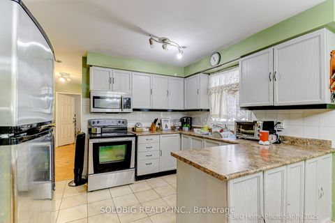 Photo 17 at 610 Vaughan Road, Oakwood Village, Toronto