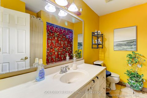 Photo 21 at 610 Vaughan Road, Oakwood Village, Toronto