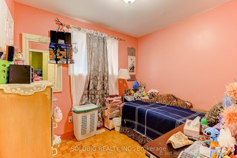 Photo 22 at 610 Vaughan Road, Oakwood Village, Toronto
