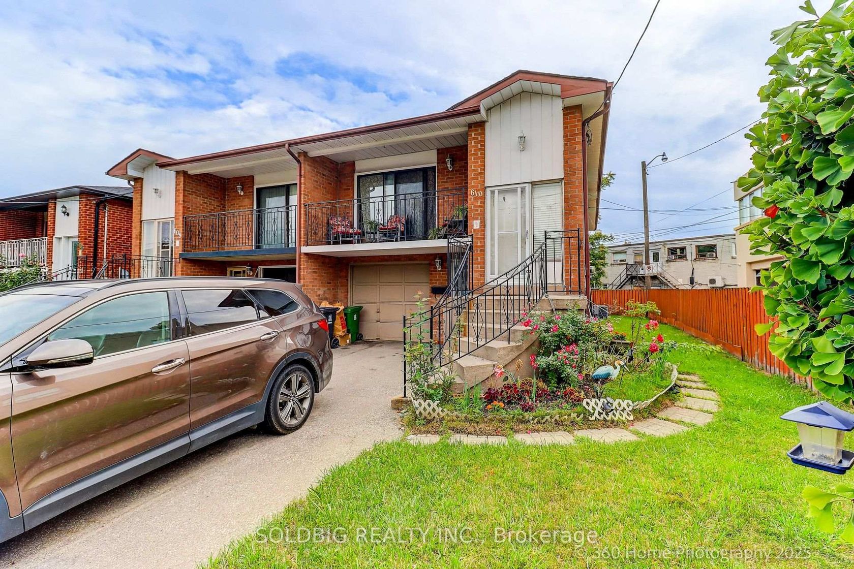 610 Vaughan Road, Oakwood Village, Toronto 