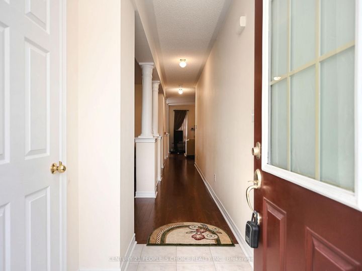 Photo 5 at 23 Lanebrook Drive, Bram East, Brampton