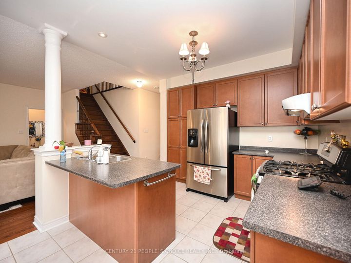 Photo 13 at 23 Lanebrook Drive, Bram East, Brampton