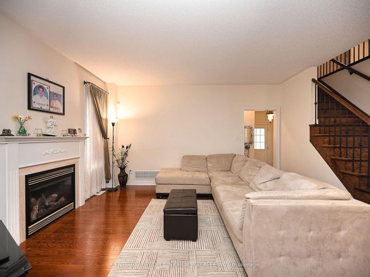 Photo 19 at 23 Lanebrook Drive, Bram East, Brampton