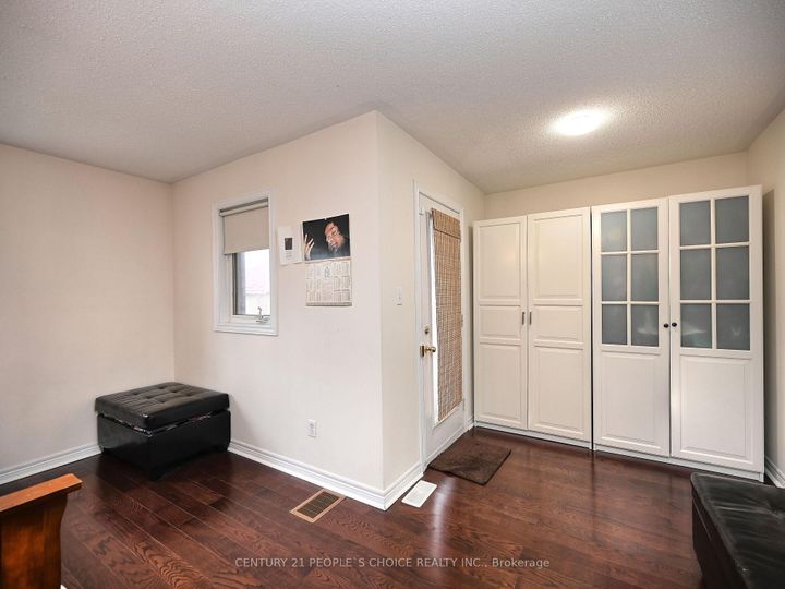 Photo 28 at 23 Lanebrook Drive, Bram East, Brampton