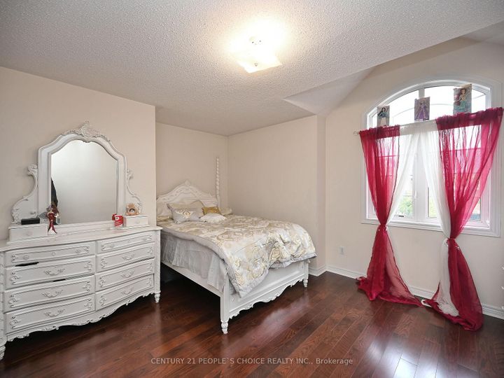 Photo 38 at 23 Lanebrook Drive, Bram East, Brampton