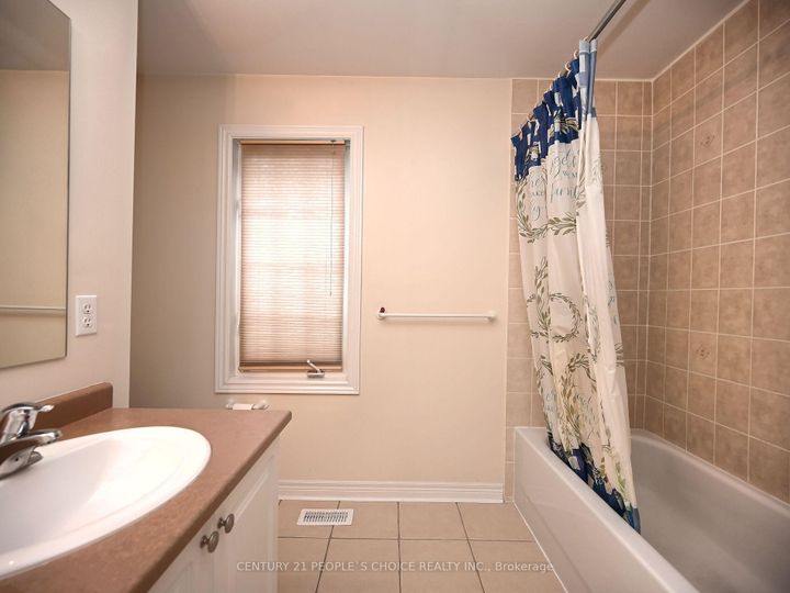 Photo 41 at 23 Lanebrook Drive, Bram East, Brampton