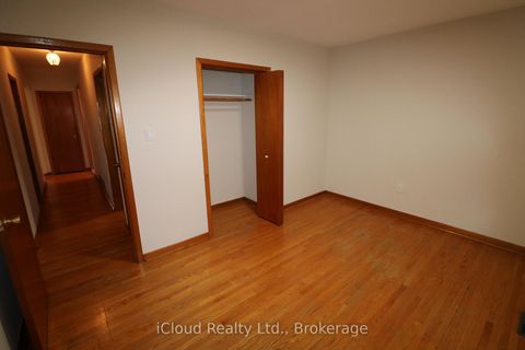 Photo 16 at 61 Rockbank Crescent, Pelmo Park W5, Toronto