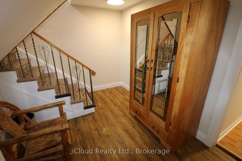 Photo 20 at 61 Rockbank Crescent, Pelmo Park W5, Toronto