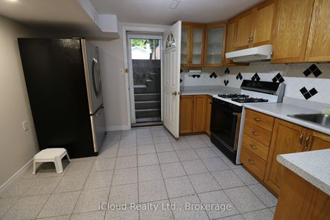 Photo 24 at 61 Rockbank Crescent, Pelmo Park W5, Toronto