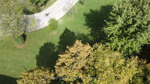 Photo 40 at 61 Rockbank Crescent, Pelmo Park W5, Toronto