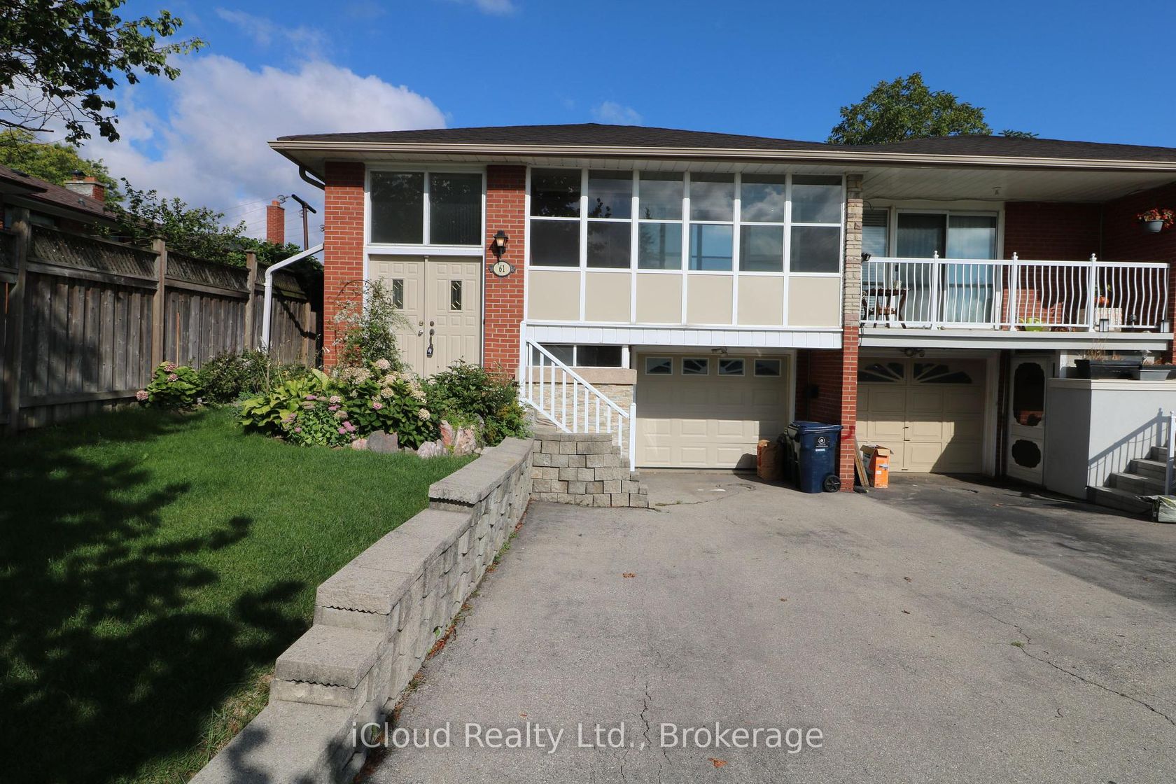 61 Rockbank Crescent, Pelmo Park W5, Toronto 