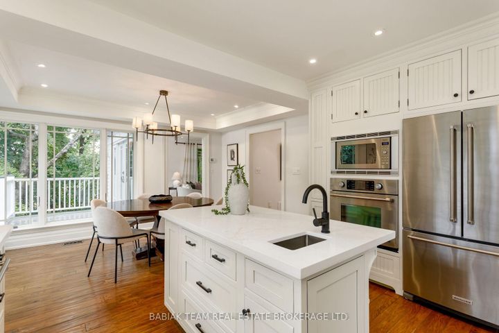 Photo 14 at 9 Humbercrest Point, Lambton Baby Point, Toronto