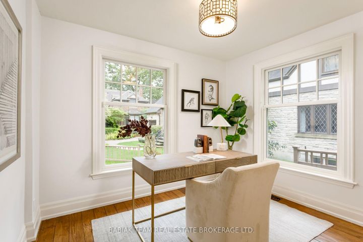 Photo 16 at 9 Humbercrest Point, Lambton Baby Point, Toronto
