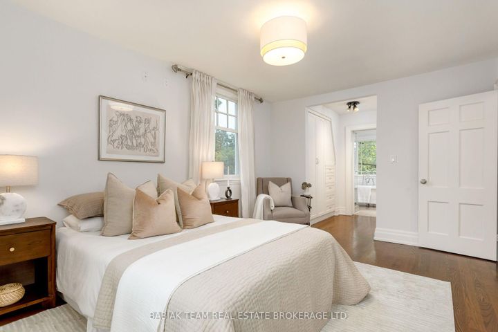 Photo 20 at 9 Humbercrest Point, Lambton Baby Point, Toronto