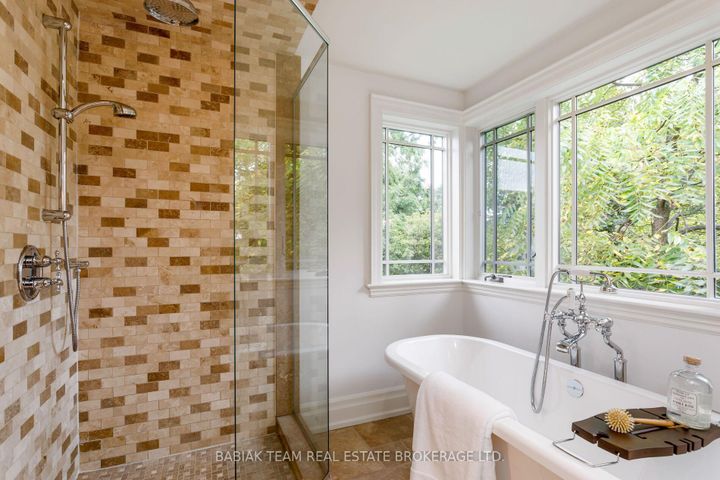 Photo 22 at 9 Humbercrest Point, Lambton Baby Point, Toronto