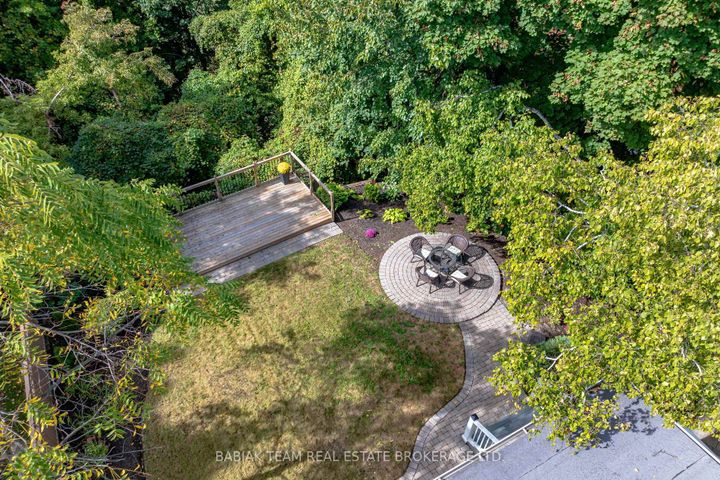 Photo 46 at 9 Humbercrest Point, Lambton Baby Point, Toronto
