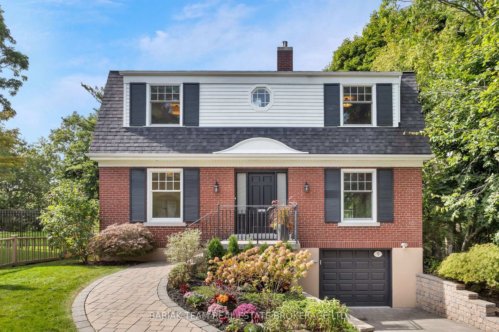 9 Humbercrest Point, Lambton Baby Point, Toronto 2