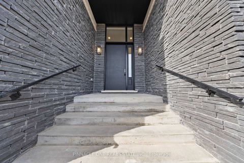 Photo 8 at 12 Tidmarsh Lane, Northwest Ajax, Ajax