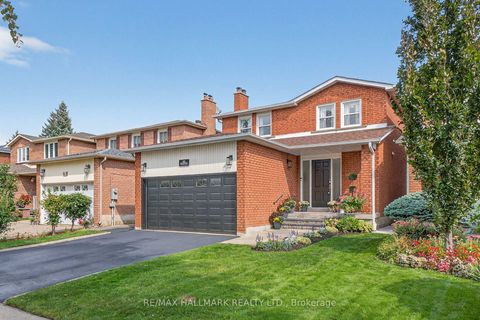 Photo 1 at 69 Wade Gate, Brownridge, Vaughan