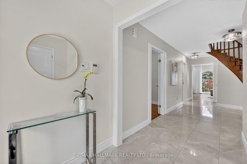 Photo 3 at 69 Wade Gate, Brownridge, Vaughan