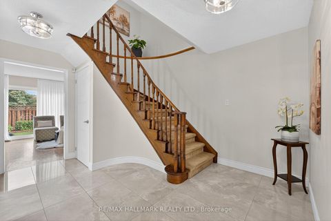 Photo 5 at 69 Wade Gate, Brownridge, Vaughan