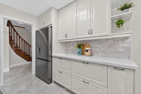 Photo 9 at 69 Wade Gate, Brownridge, Vaughan