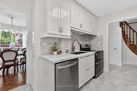 Photo 11 at 69 Wade Gate, Brownridge, Vaughan
