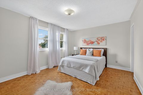 Photo 25 at 69 Wade Gate, Brownridge, Vaughan